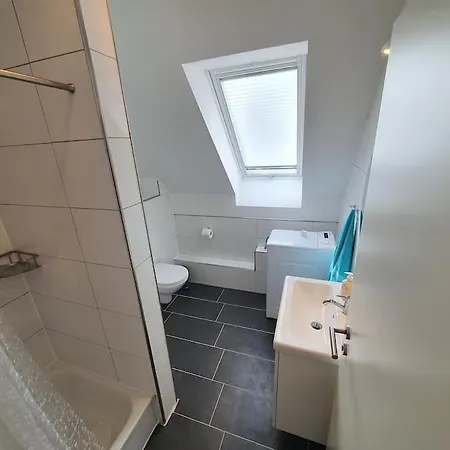 Apartmán Kiel-russee Familienwohnung, Lademoeglichkeit, Co2 Frei