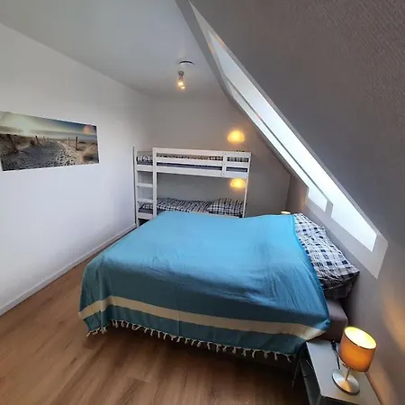 Apartmán Kiel-russee Familienwohnung, Lademoeglichkeit, Co2 Frei